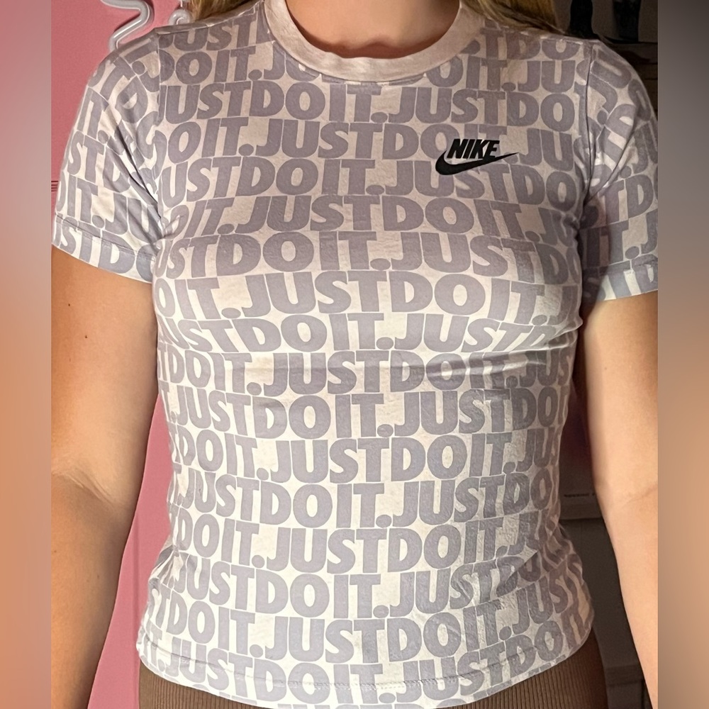 Nike top short sleeve